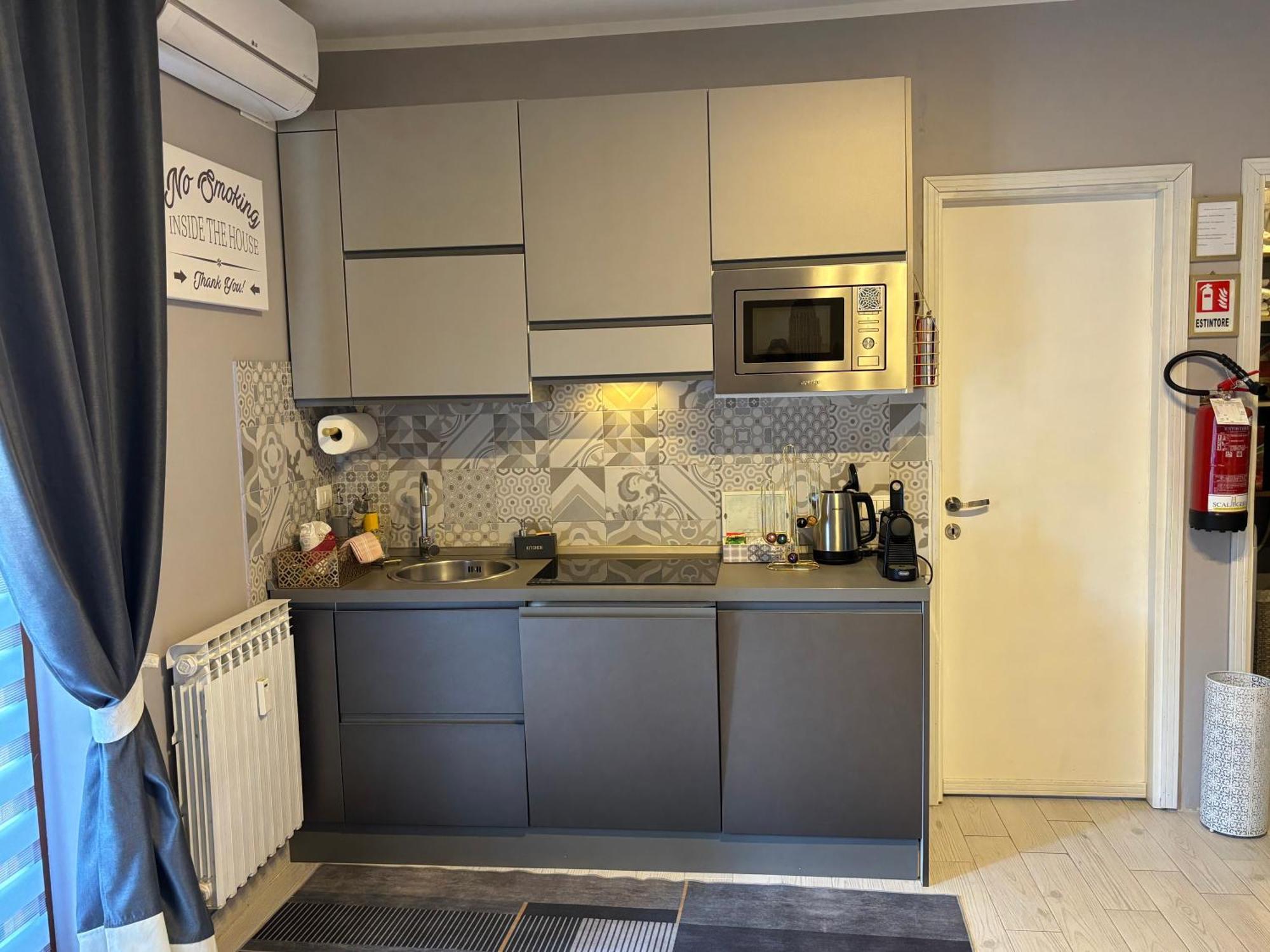 Studio Flat Policlinico G B Rossi Borgo Roma فيرونا المظهر الخارجي الصورة